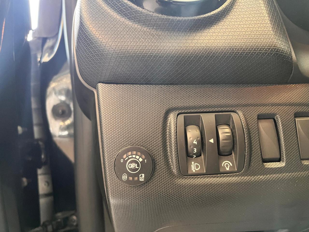 Renault Clio 1.2 75CV GPL 5 porte Live