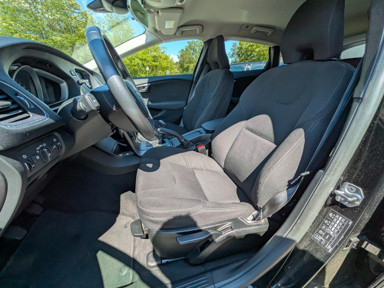 VOLVO V40 CROSS COUNTRY 2.0 120CV