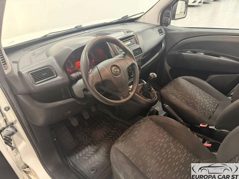 Opel Combo Tour 1.3D 95CV E6B AUTO CARRO