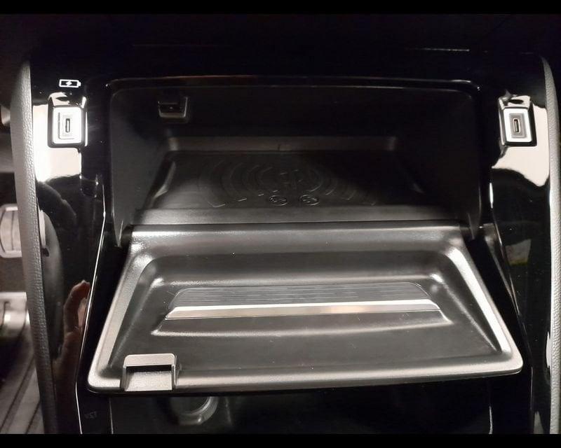 Peugeot 2008 II 2023 1.2 hybrid Allure 145cv e-dcs6