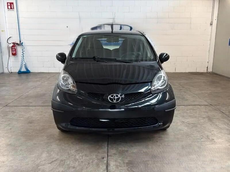 Toyota Aygo 1.0 12V VVT-i 5 porte Sol