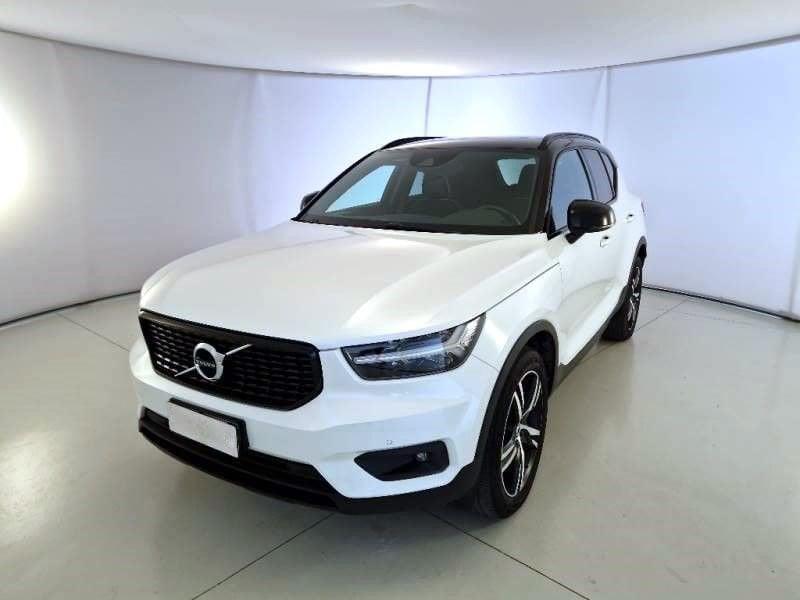 Volvo XC40 D3 150 CV Automatica NAVI LED R-design N1 Autocarro