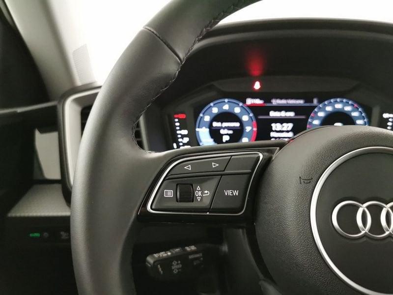 Audi A1 Sportback 25 1.0 tfsi s-tronic