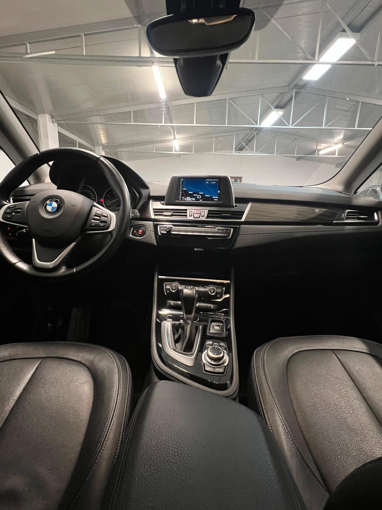 Bmw 2er Active Tourer 218d xDrive Luxury
