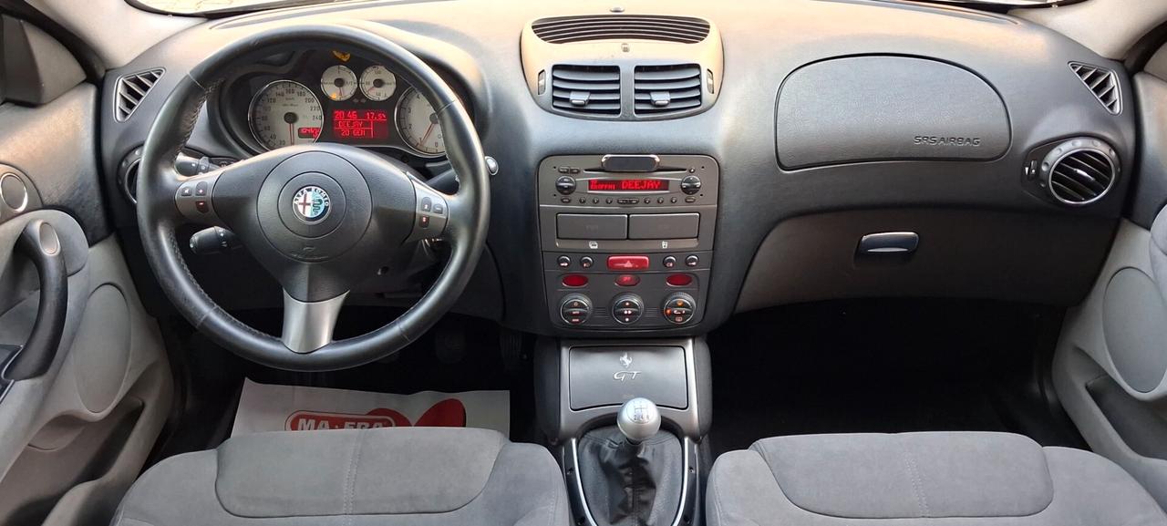 Alfa Romeo GT 1.8 16V TS Distinctive