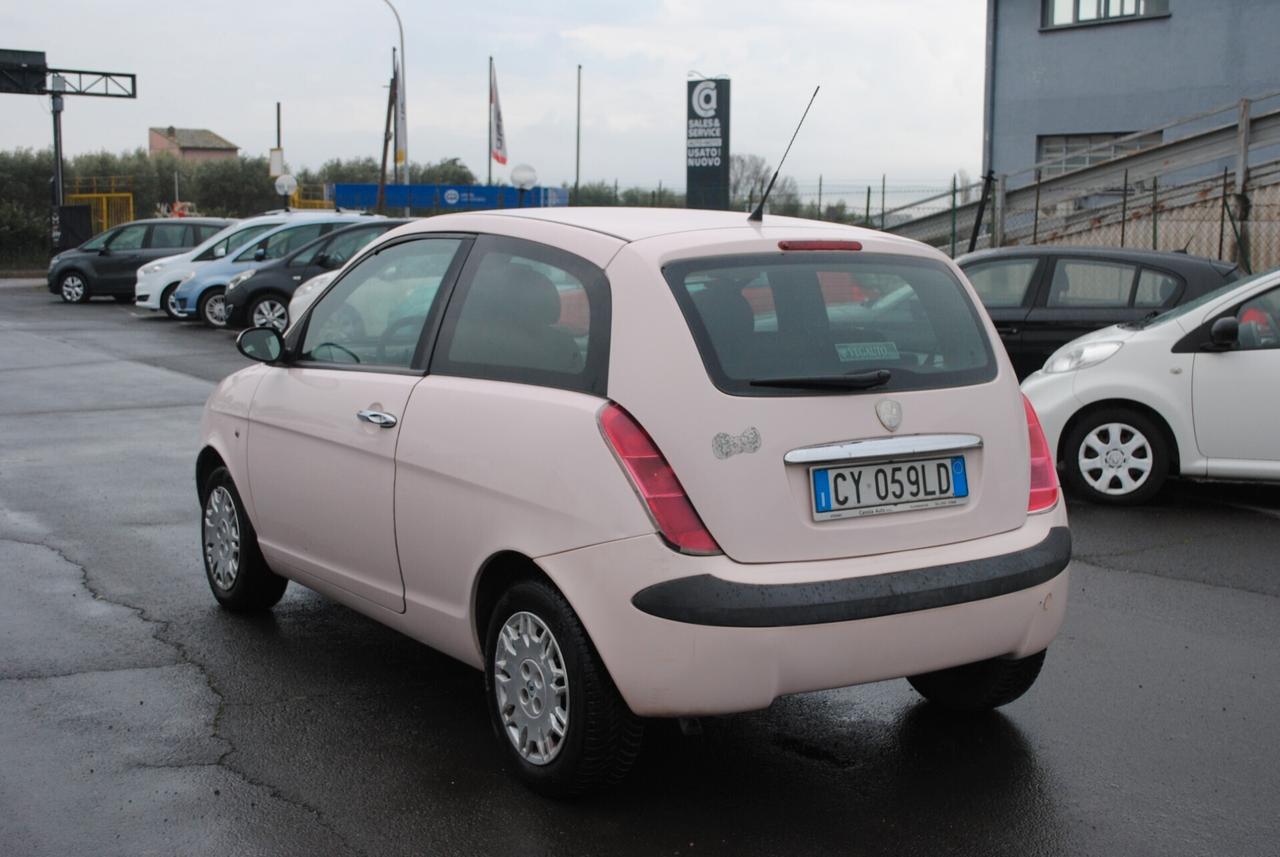 LANCIA YPSILON 1.3 MJT 69 CV OK NEOPATENTATI