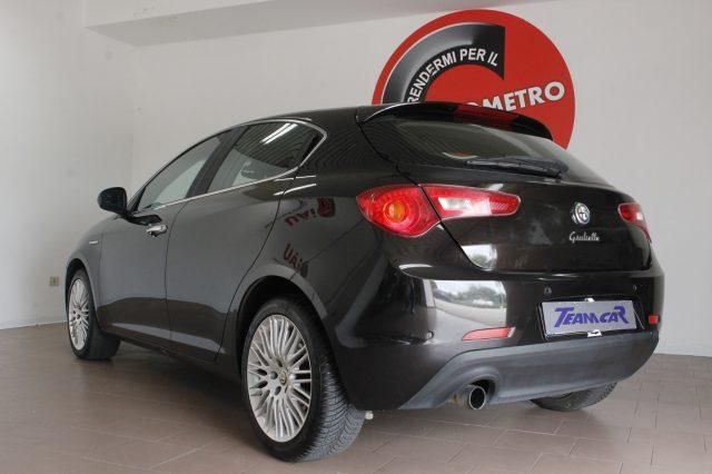 ALFA ROMEO Giulietta 1.6 JTDm-2 105 CV Distinctive