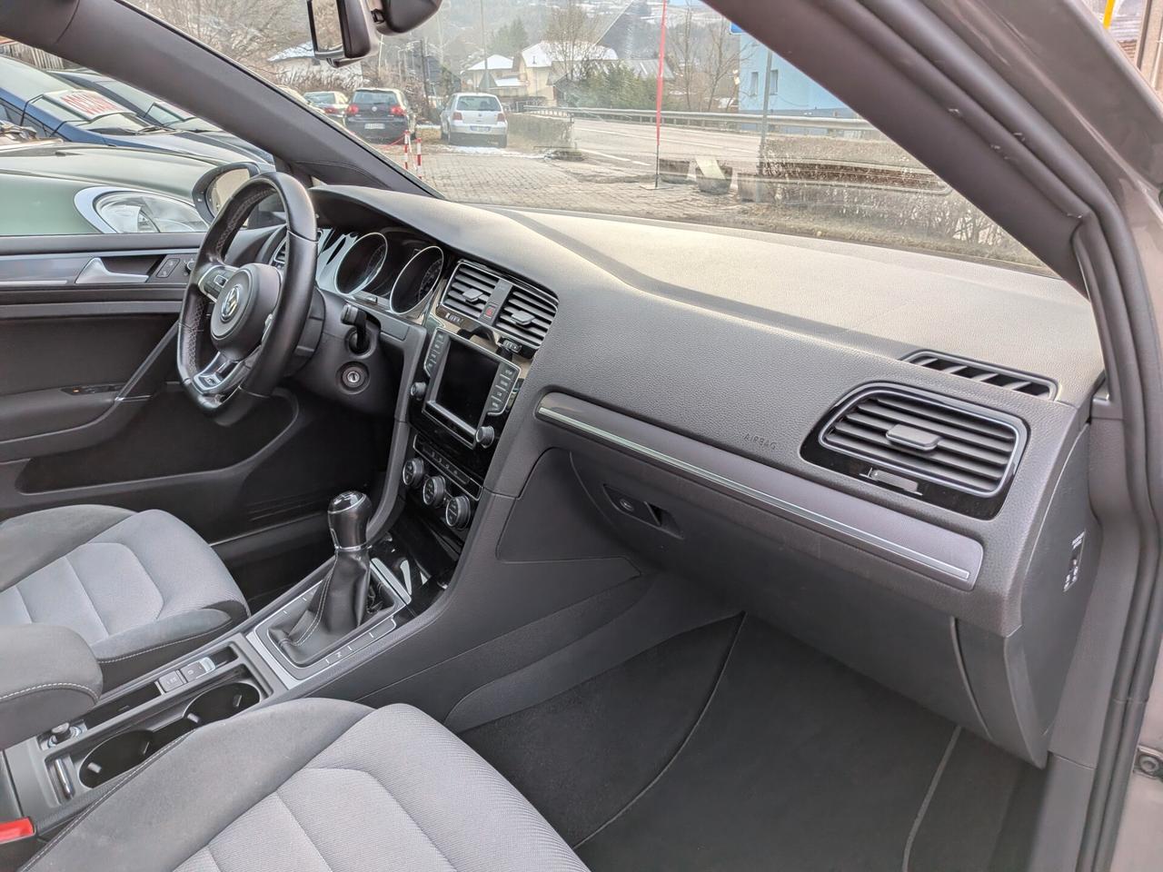 VW GOLF VII 1.6 TDI 110CV R-LINE