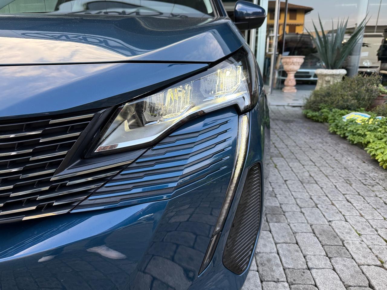 Peugeot 3008 1500tdi automatica