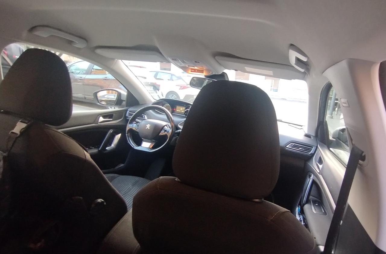 Peugeot 308 BlueHDi 120 S&S SW Business