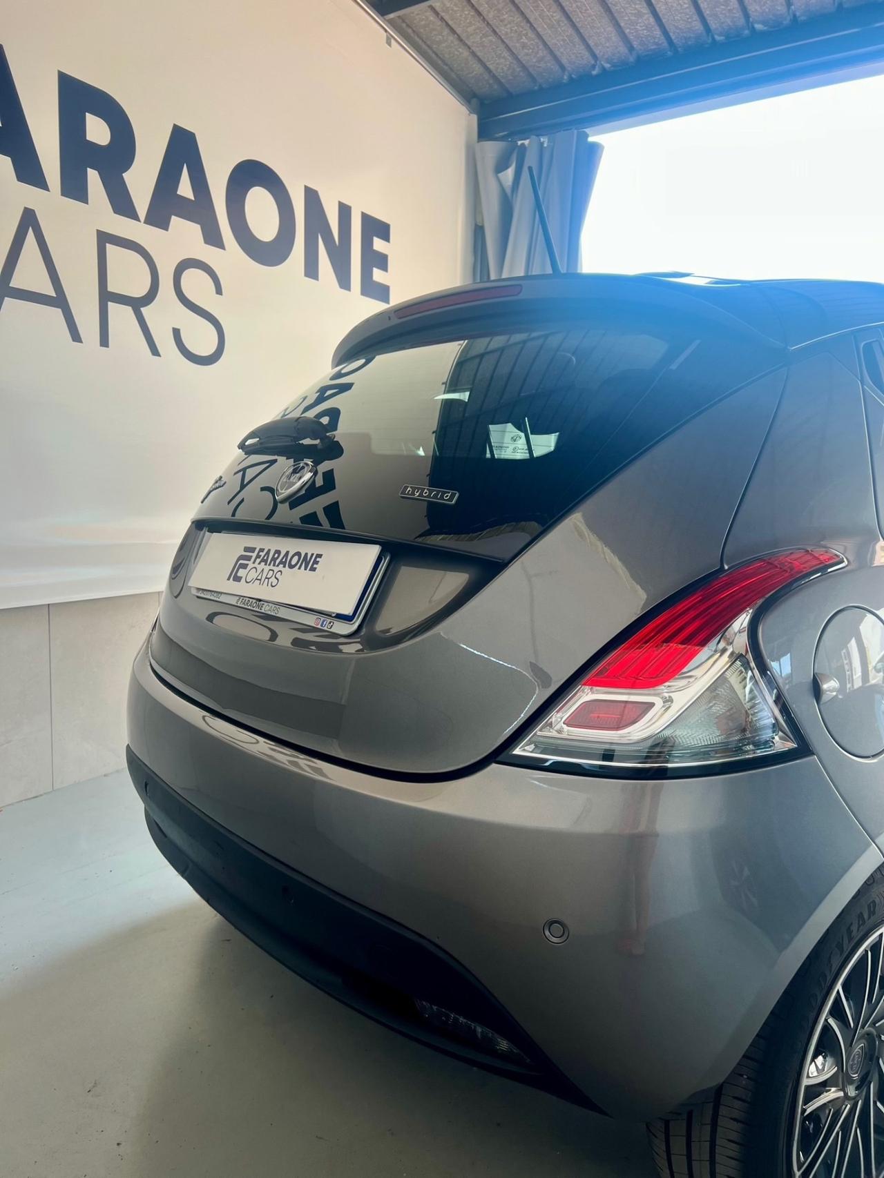 Lancia Ypsilon 1.0 FireFly 5 porte S&S Hybrid Gold Plus