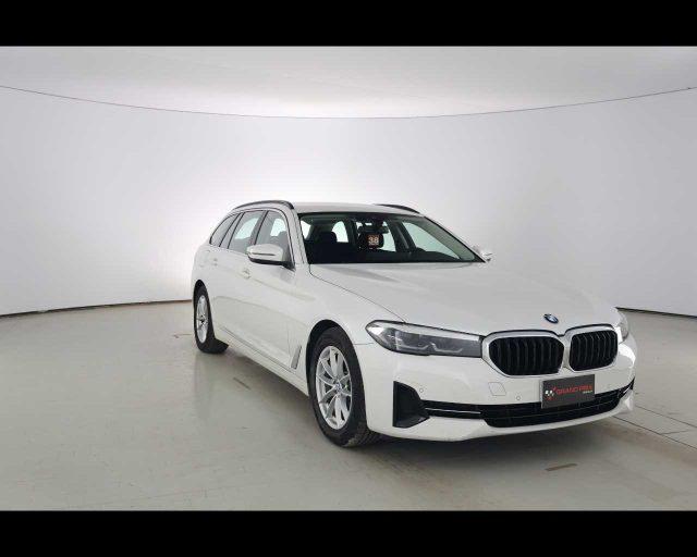 BMW 520 d 48V Touring Business