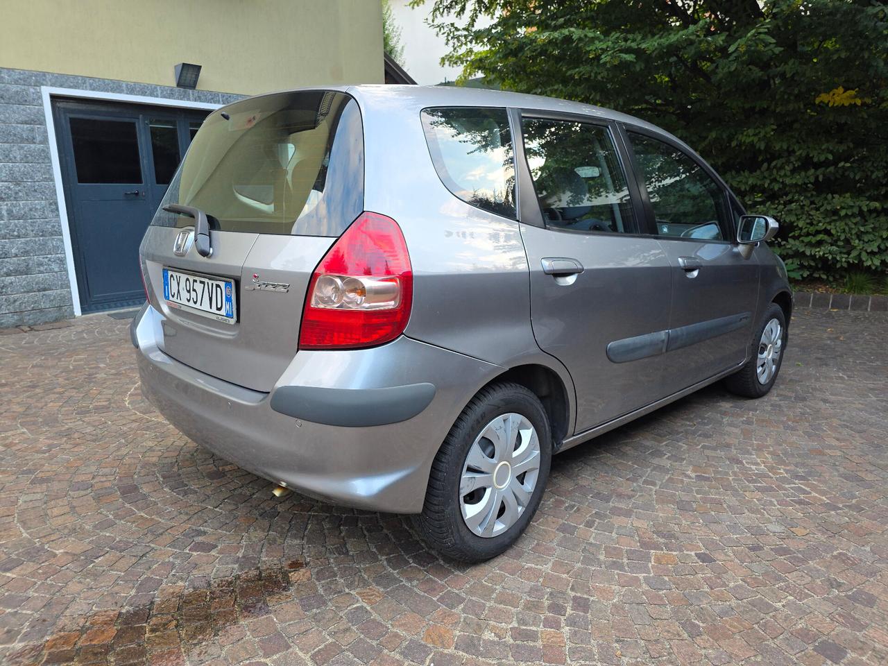 Honda Jazz 1.4 i-DSi 5p. 7 Speed CVT Graph.