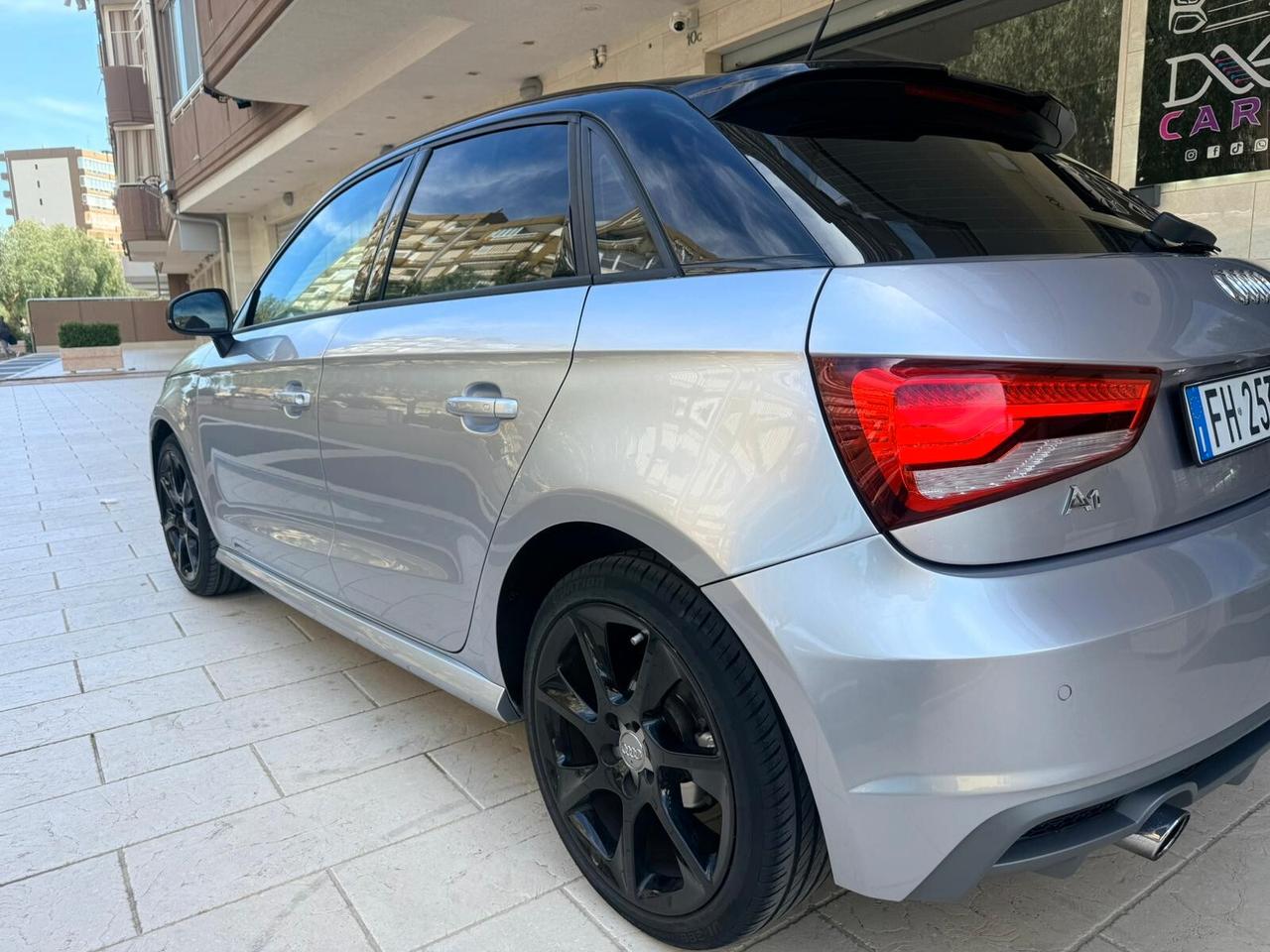 Audi A1 1.0 TFSI ultra Admired