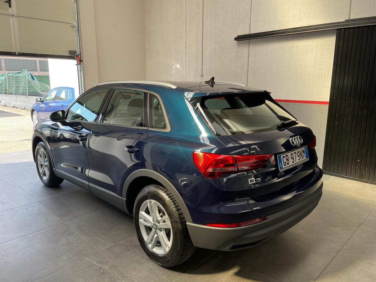 Audi Q3 35 TDI S tronic Business