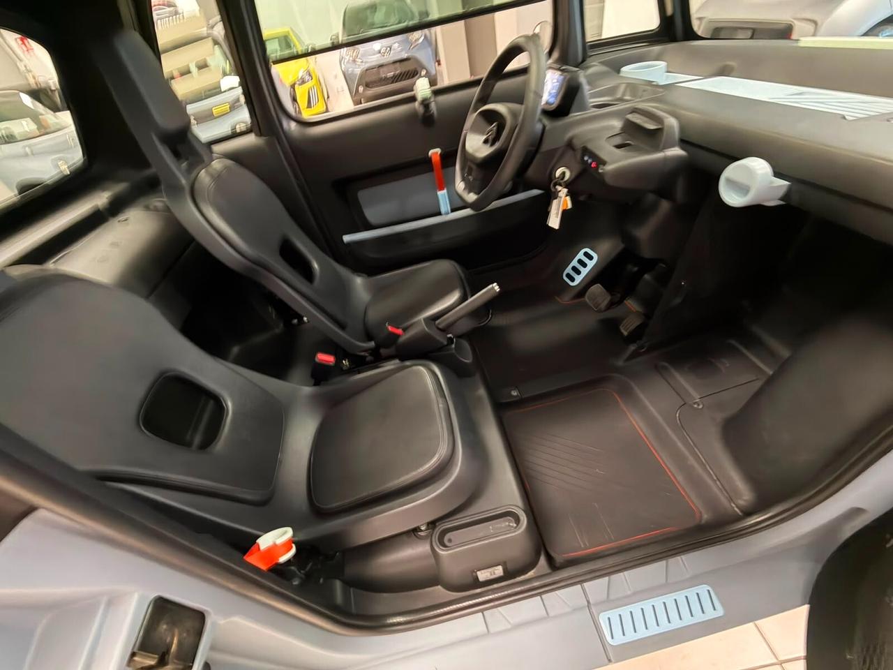 Citroen Ami My Pack Blue RATE A PARTIRE DA 70 AL MESE