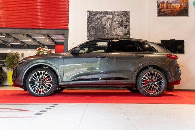 AUDI Q5 NUOVO.MOD.3.0 V6 TDI.299-323.CV.4X4 S line edition