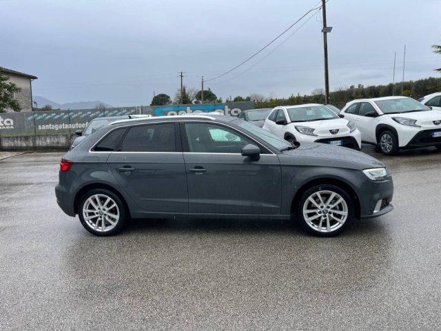 AUDI A3 SPB 30 g-tron S tronic Sport