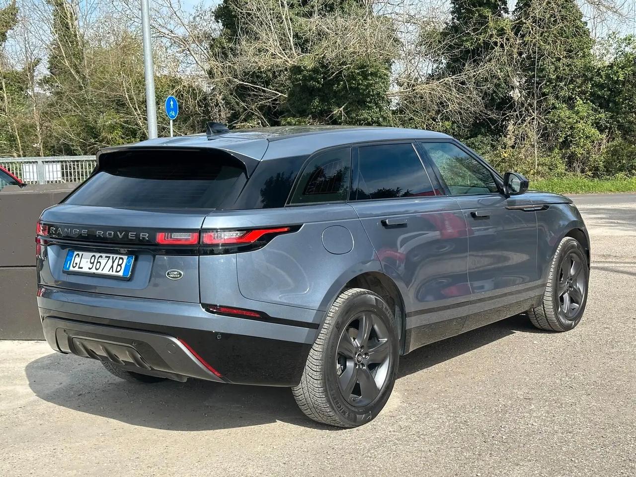 Land Rover Range Velar 2.0D I4 204 CV R-Dynamic SE