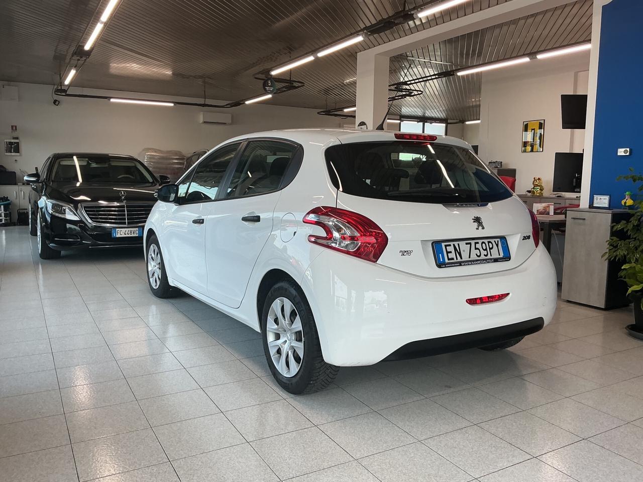 Peugeot 208 1.2 VTi 82 CV 5 porte Active