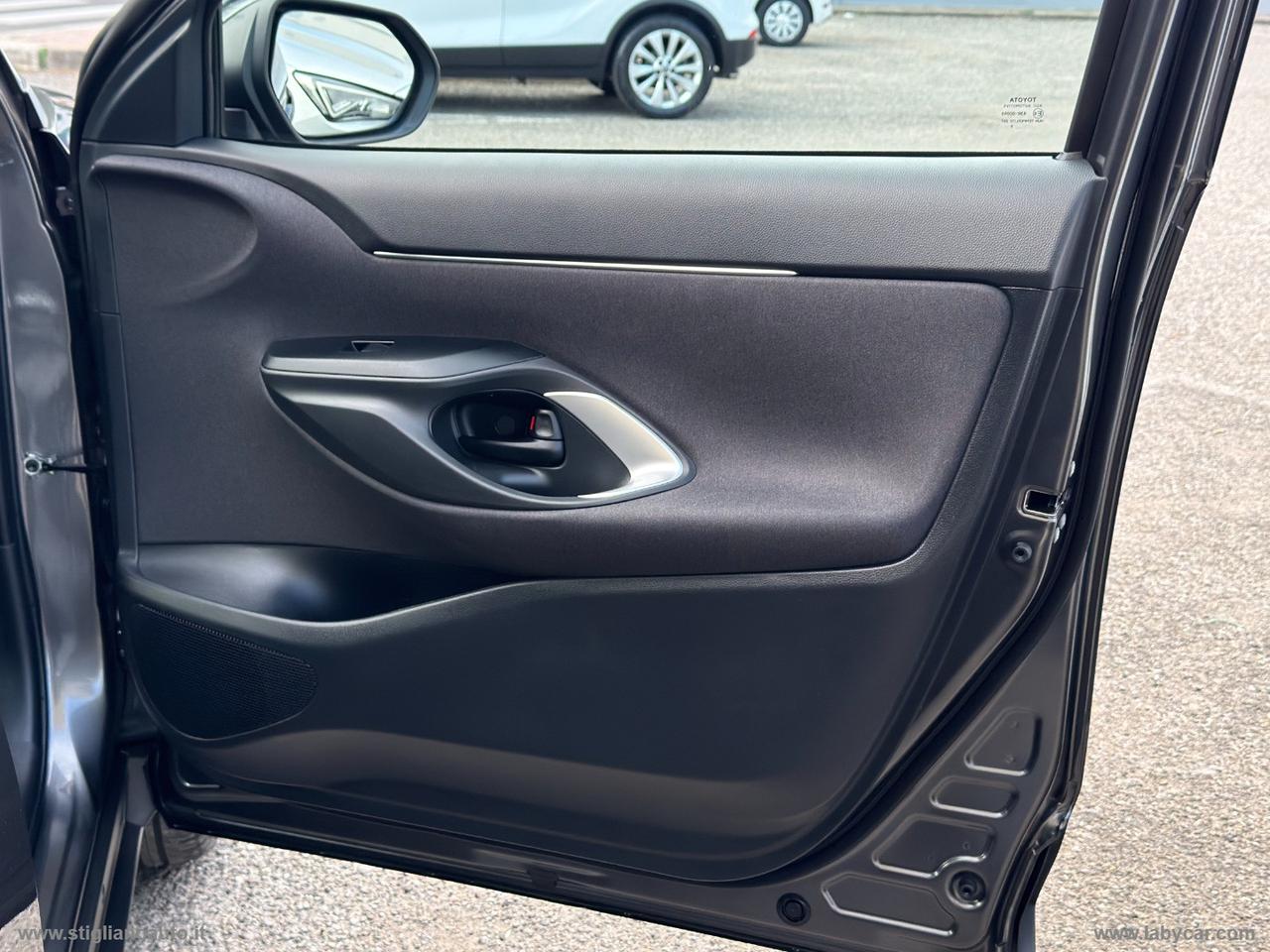 TOYOTA Yaris Cross 1.5 Hybrid 5p. E-CVT Busin.