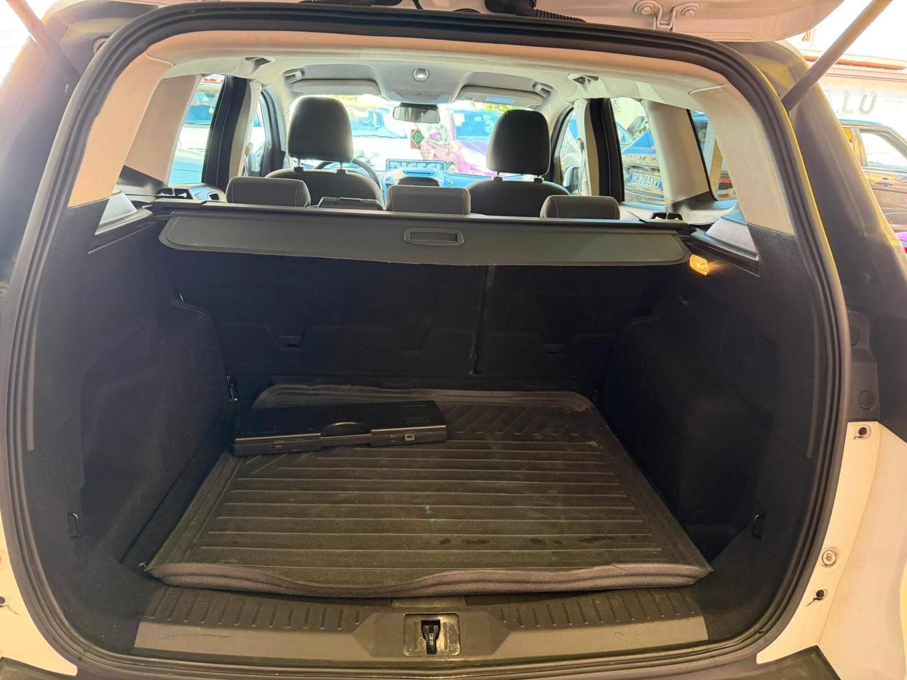 Ford Kuga 2.0cc diesel 12 mesi garanzia-2015