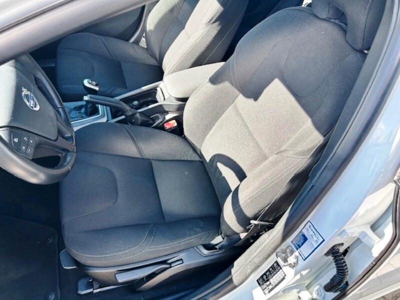 Volvo V40 D2 Momentum - Unico proprietario -