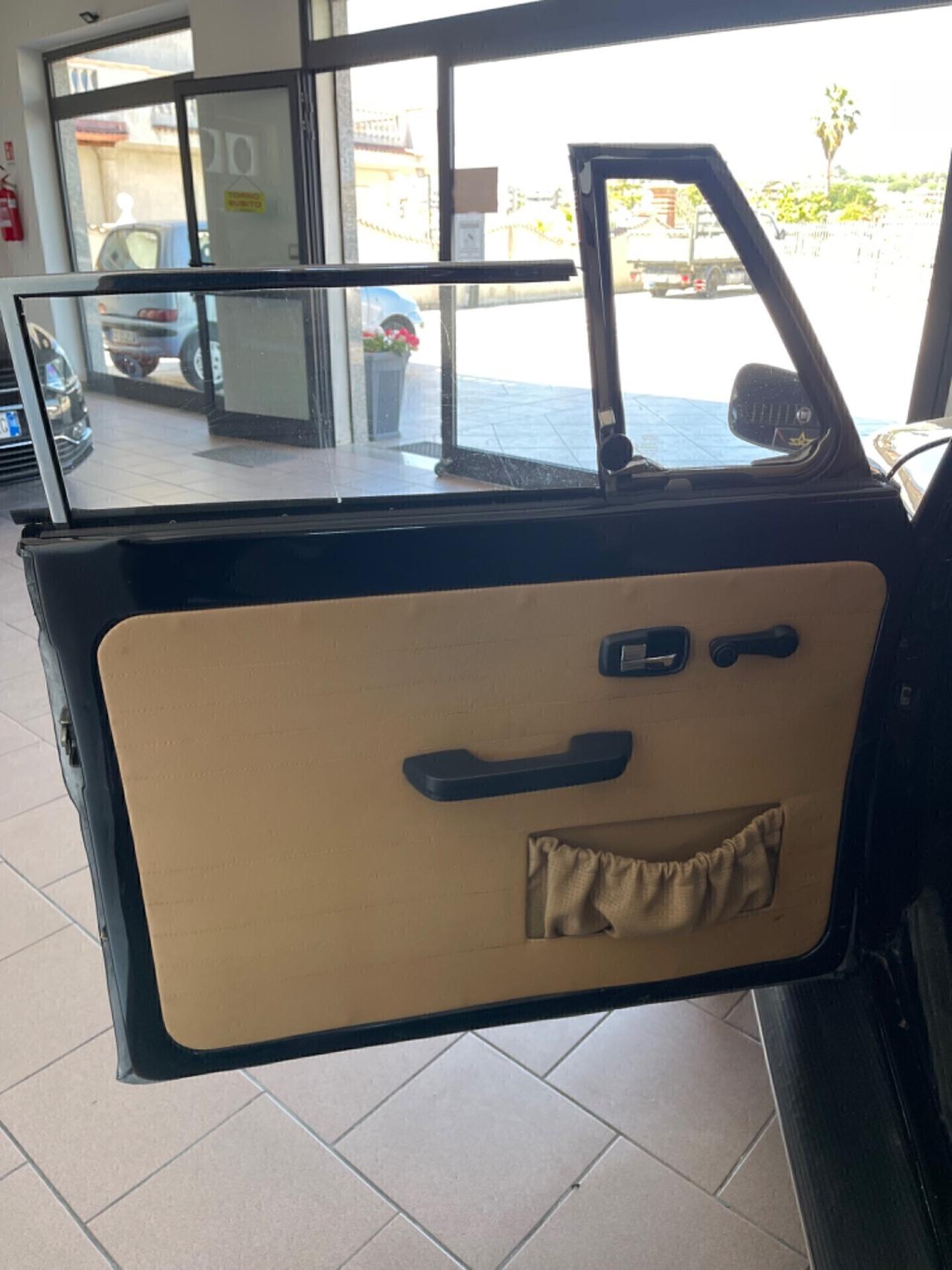 Volkswagen Maggiolino Maggiolone Karmann