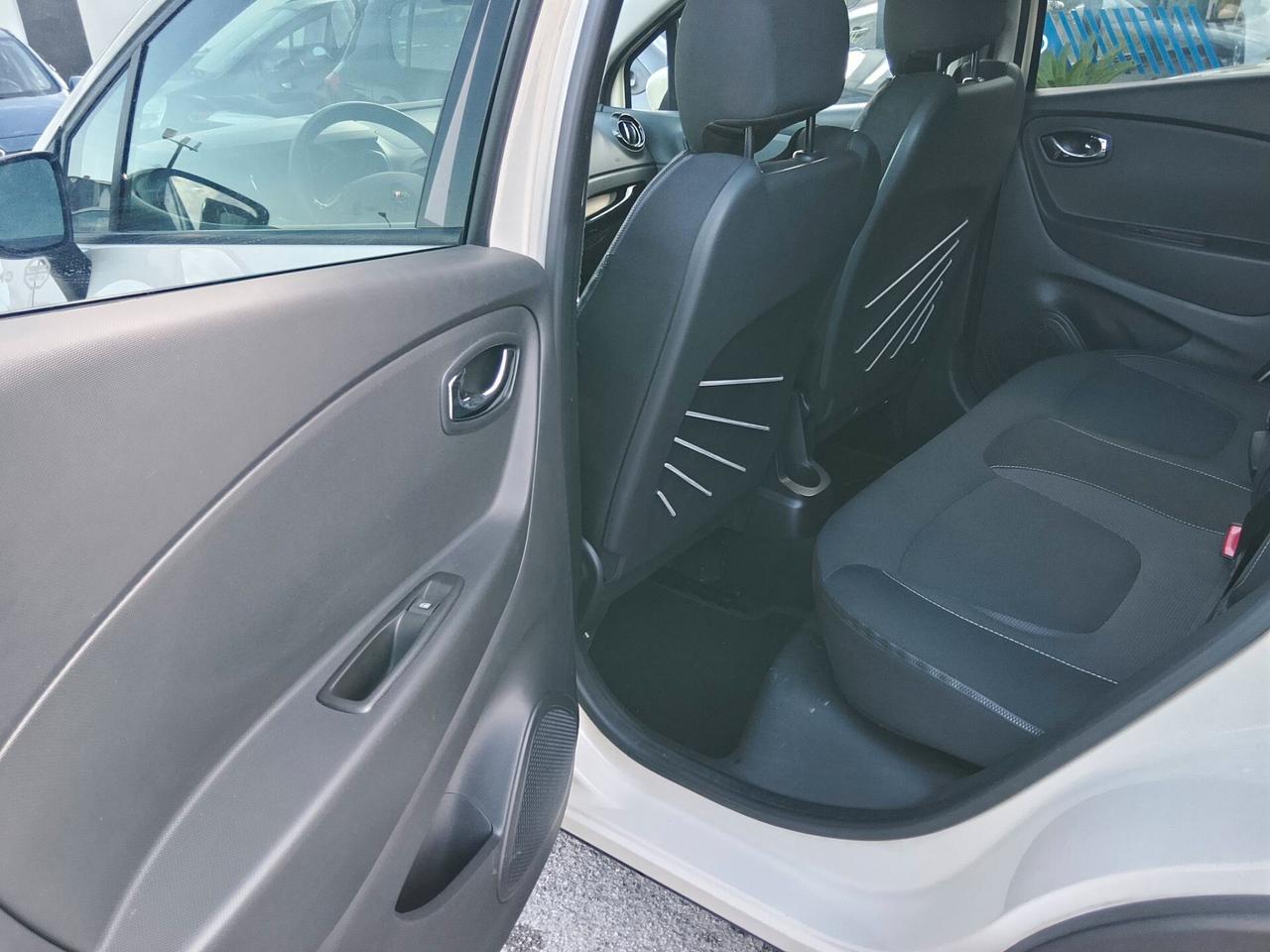 Renault Captur DCI Energy R-Link 1 PROPRIETARIO