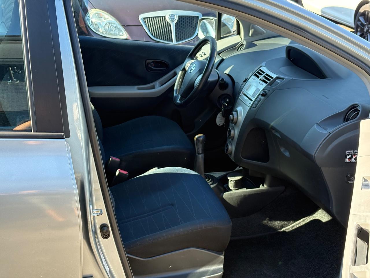 Toyota Yaris 1.3 5 porte Sol