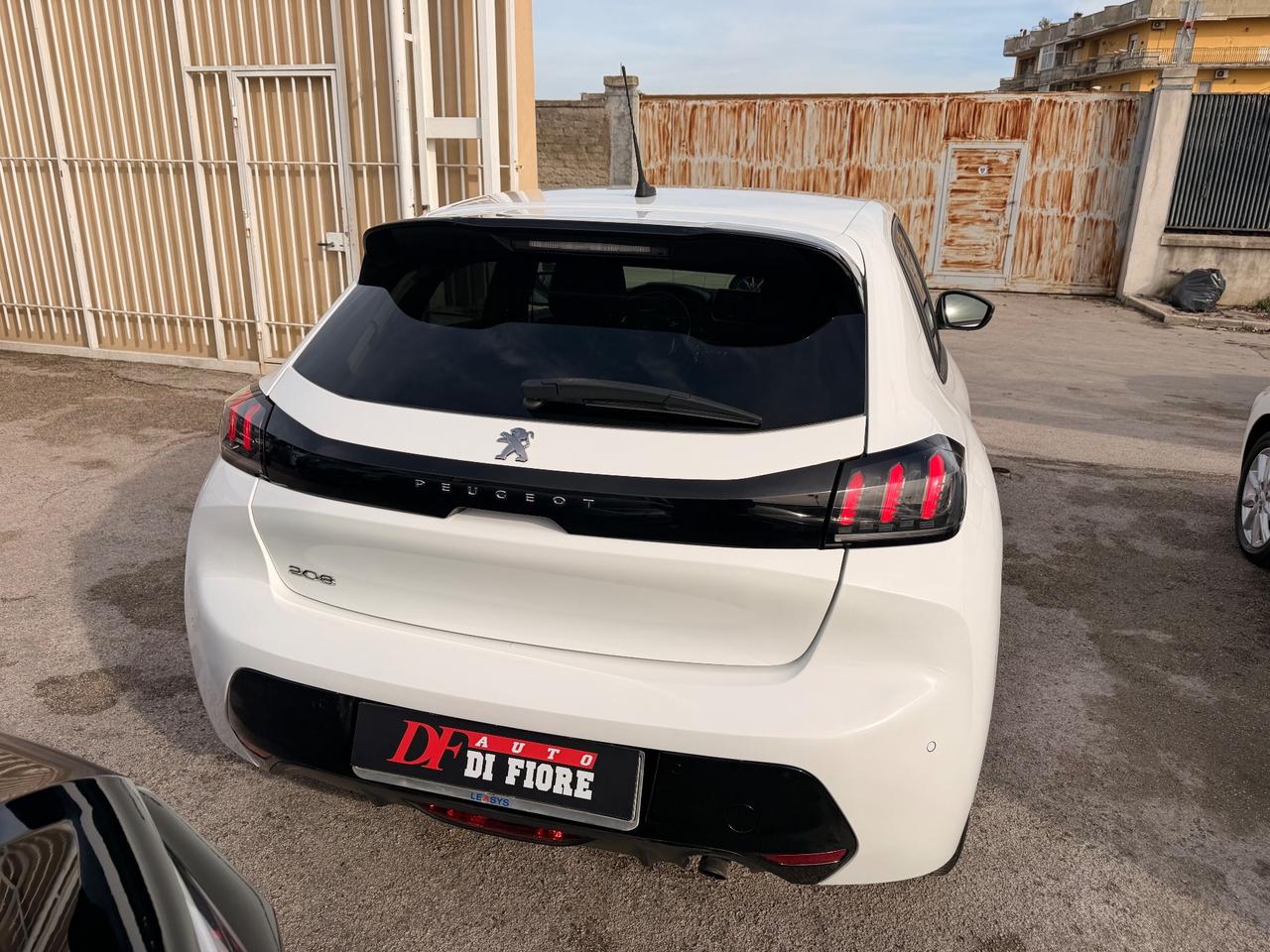 Peugeot 208 1.2 100 EAT8 Allure Pack AUTOMATICA