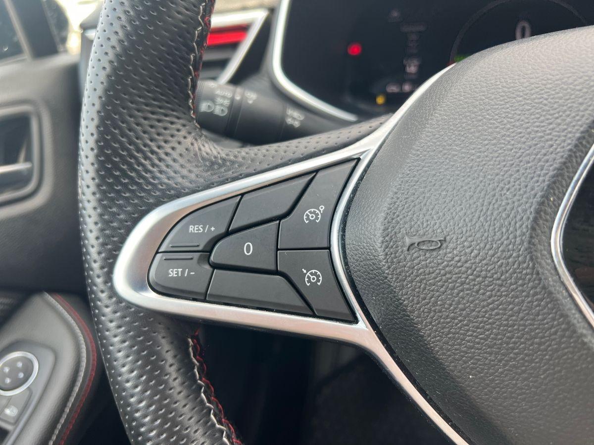 RENAULT Clio 1.6 E-Tech hybrid R.S. Line 145cv a