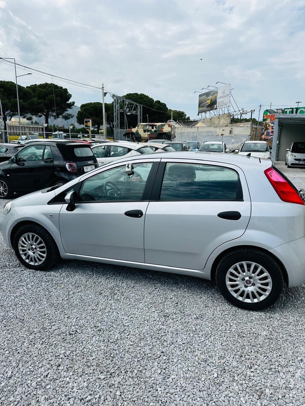 Fiat Punto 1.3 MJT II S&S 85 CV 5 porte ECO Street
