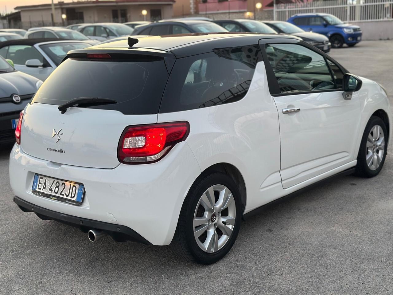 Citroen Ds DS3 2010 1.4 Benzina 95 CV Chic bi-colore