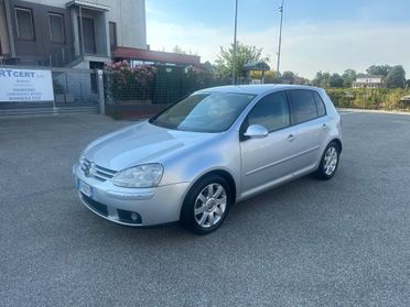Volkswagen Golf 1.6 16V FSI 5p. Sportline