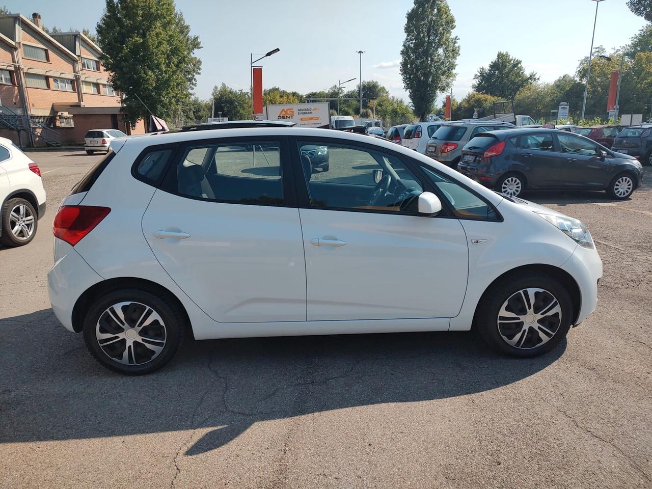 Kia Venga 1.4 CVVT Active, TETTO APRIBILE E FULL PANORAMICO, GARANZIA L.12 MESI
