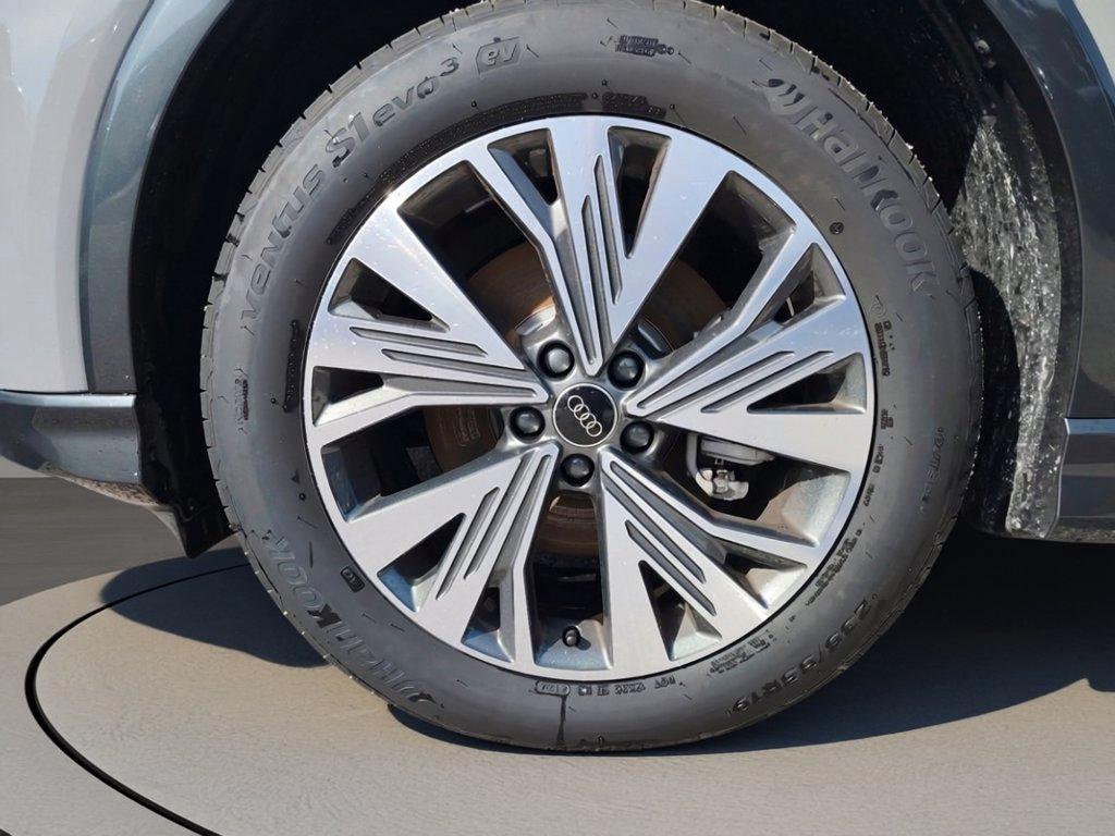 AUDI Q4 e-tron 35 business advanced del 2025