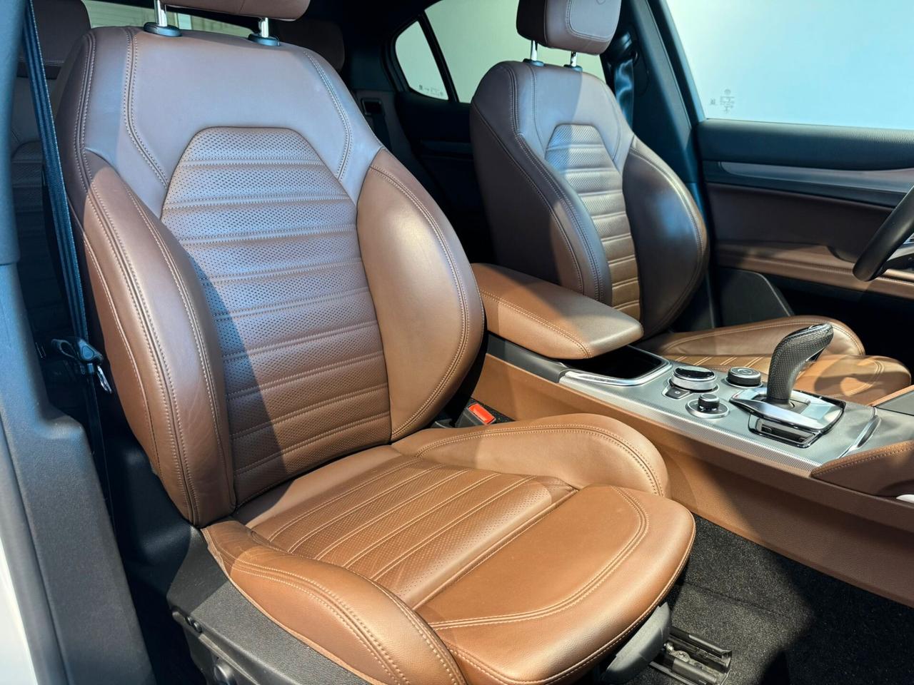 Alfa Romeo Stelvio 2.0 Turbo 280 CV AT8 Q4 Veloce