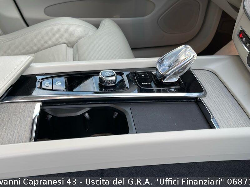 Volvo XC60 XC60 T6 Recharge Plug-in Hybrid AWD Inscription