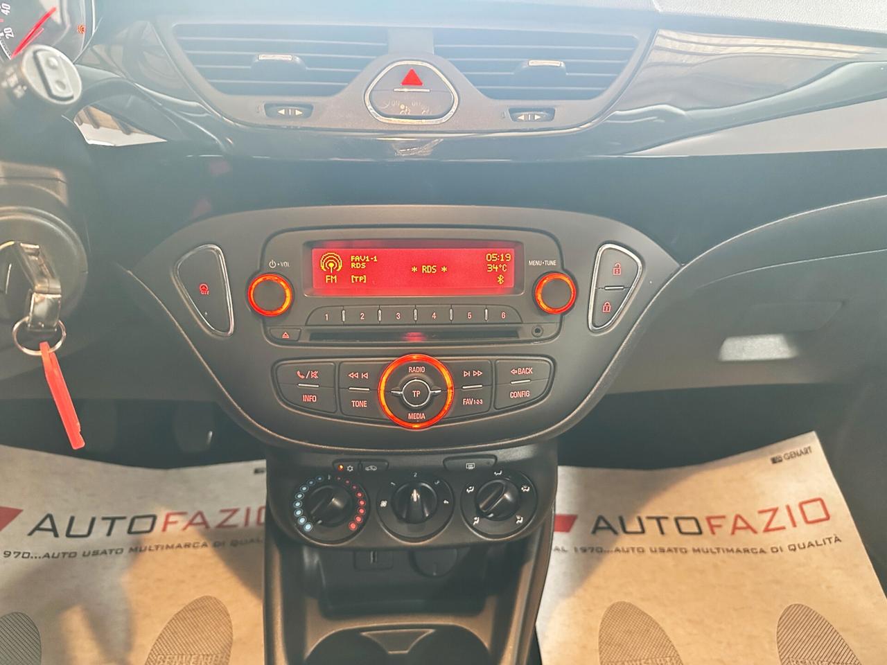 Opel Corsa 1.2 5 porte
