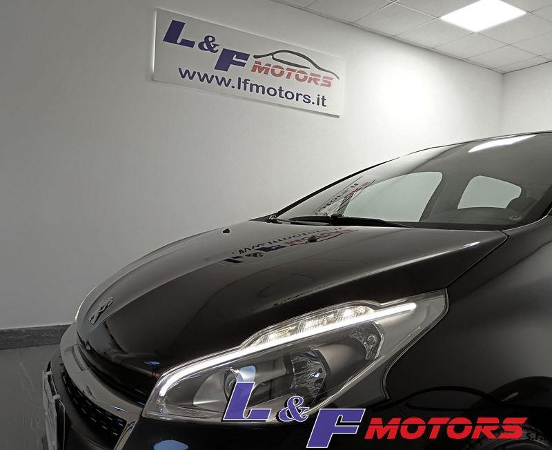 Peugeot 208 1.2 BENZ. ALLURE 5 P