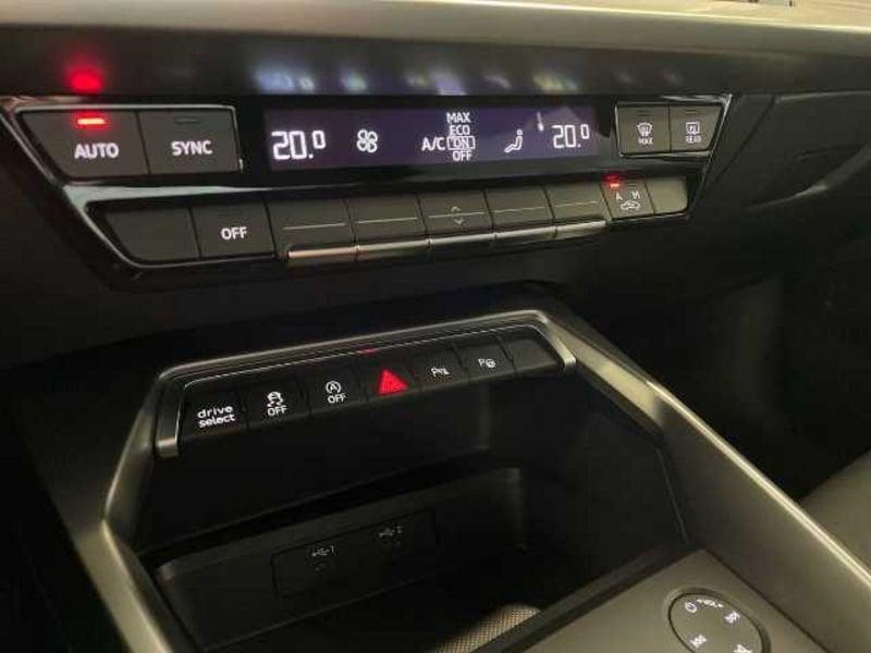 Audi A3 IV 2020 Sportback Audi Sportback 30 2.0 tdi S line edition