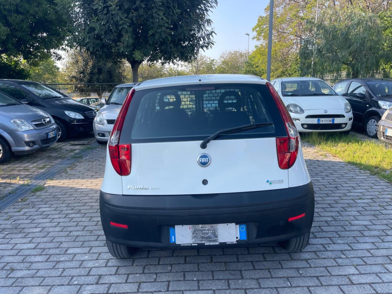 Fiat Punto 1.2 3p. 2 posti Natural Power Van km 120.000