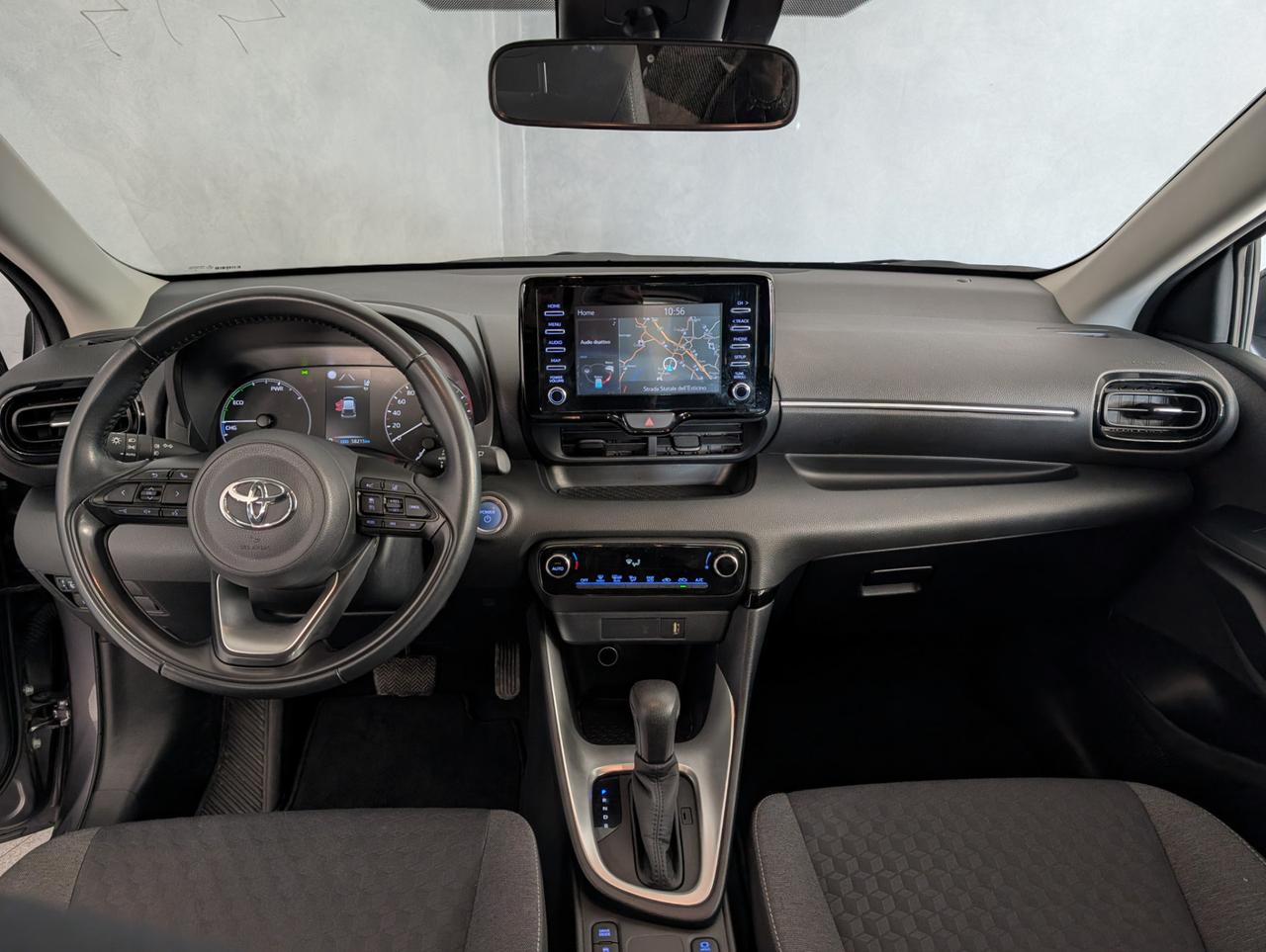 Toyota Yaris 1.5 Hybrid Automatic Business