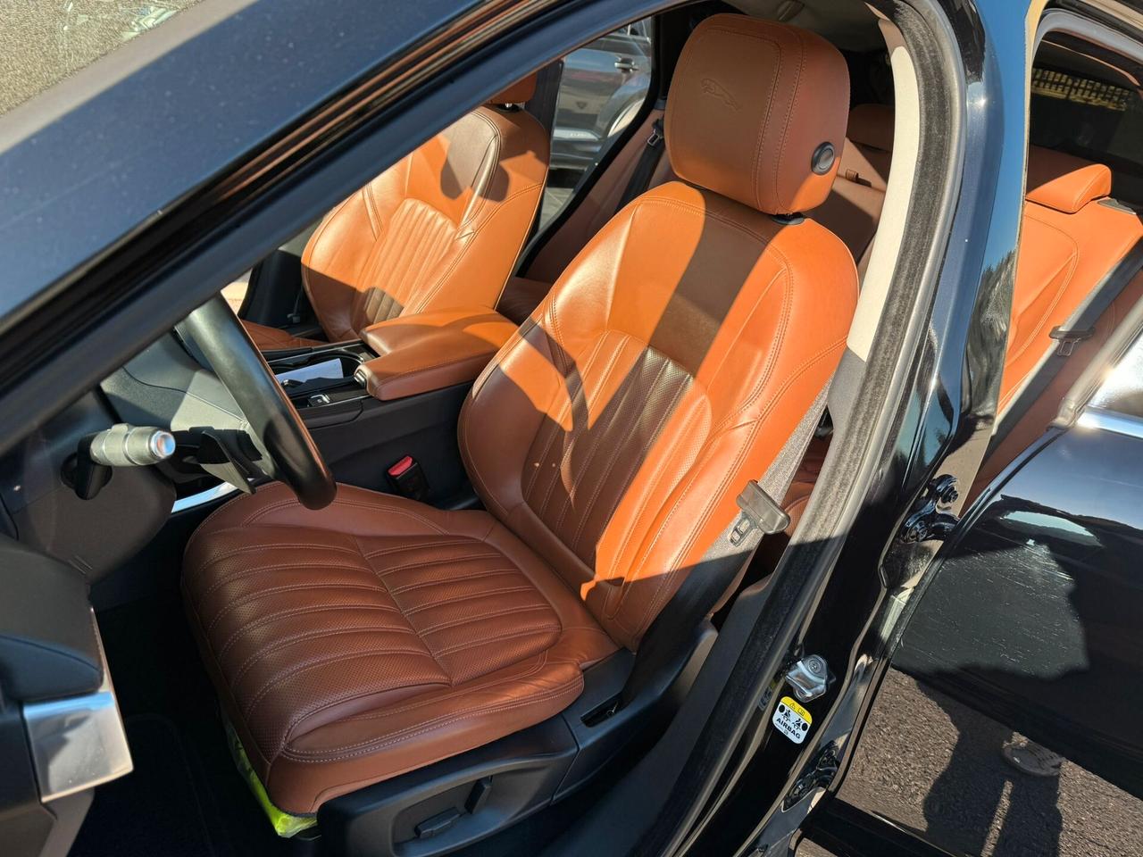 Jaguar F-Pace 2.0 D 180 CV AWD aut. Portfolio