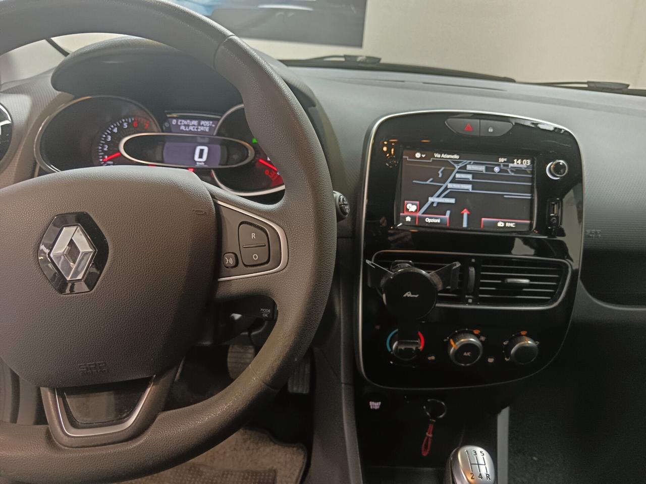 Renault Clio TCe 12V 90 CV GPL 5 porte Moschino Intens PREZZO REALE