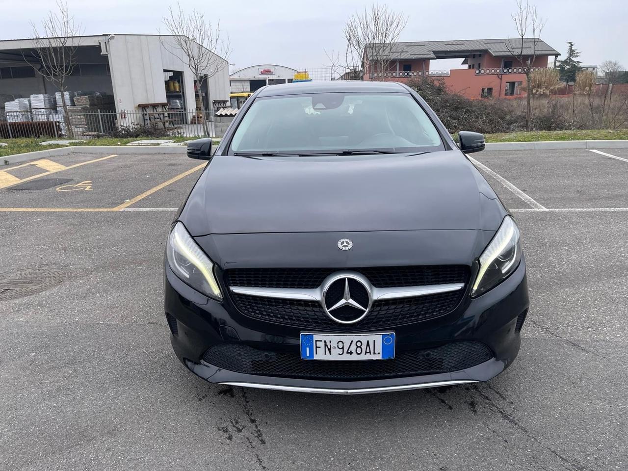 Mercedes-benz A 180 A 180 d Automatic Premium