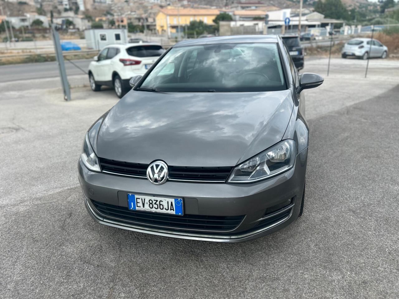 Volkswagen Golf 1.6 TDI 5p. Highline BlueMotion Technology