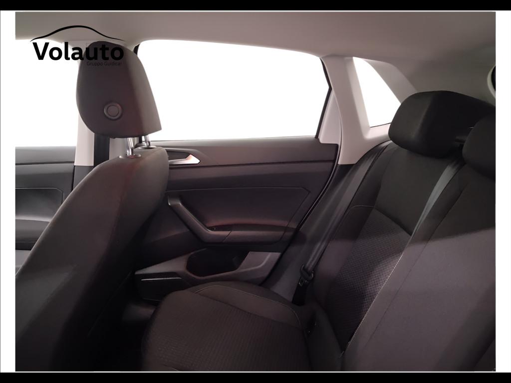 VOLKSWAGEN Polo VI 2017 - Polo 5p 1.0 tsi R-LINE 95cv