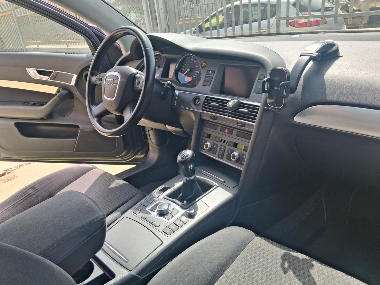 AUDI A6 Berlina 2.400 V6 Benzina 177cv Km169.000
